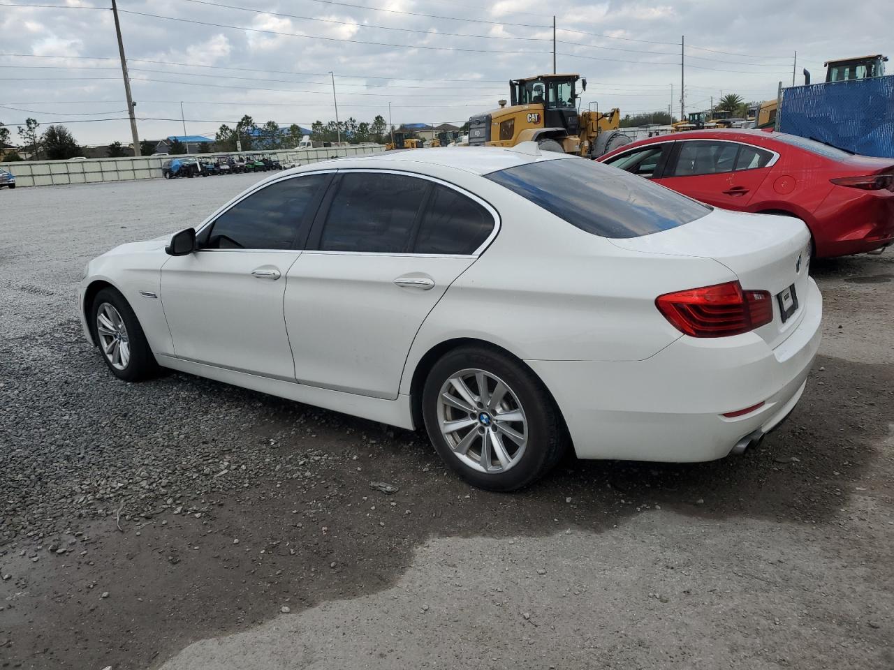 2015 BMW 5er VIN WBA5A5C57FD514935 Copart auction photo, rear end damage thumbnail 2