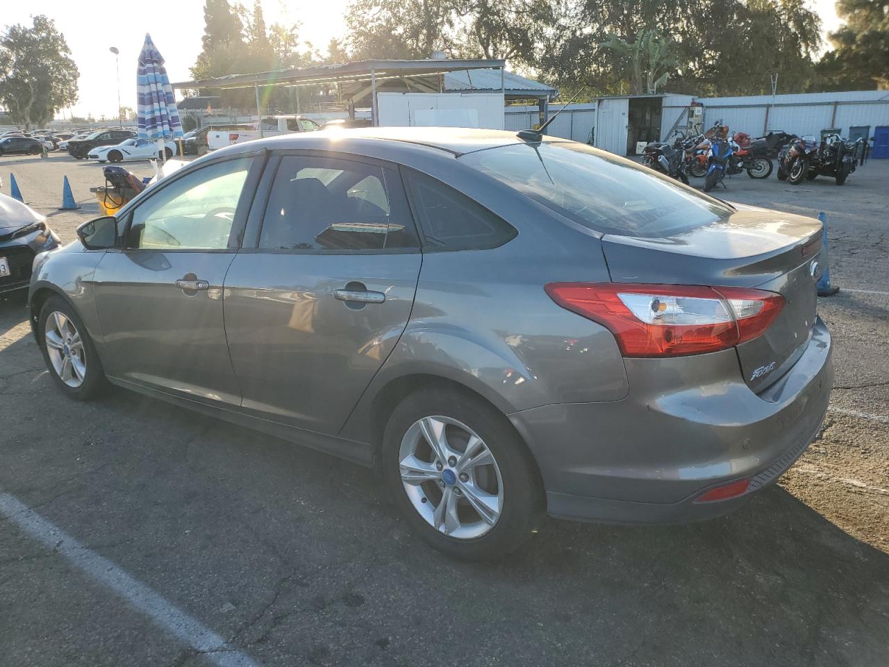 2013 Ford Focus VIN 1FADP3F2XDL277028 Copart auction photo, front end / minor dent/scratches damage thumbnail 2