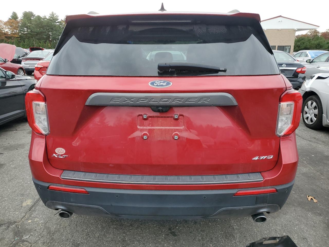 2021 Ford Explorer VIN 1FMSK8DH7MGA98616 Copart auction photo, front end / minor dent/scratches damage thumbnail 6