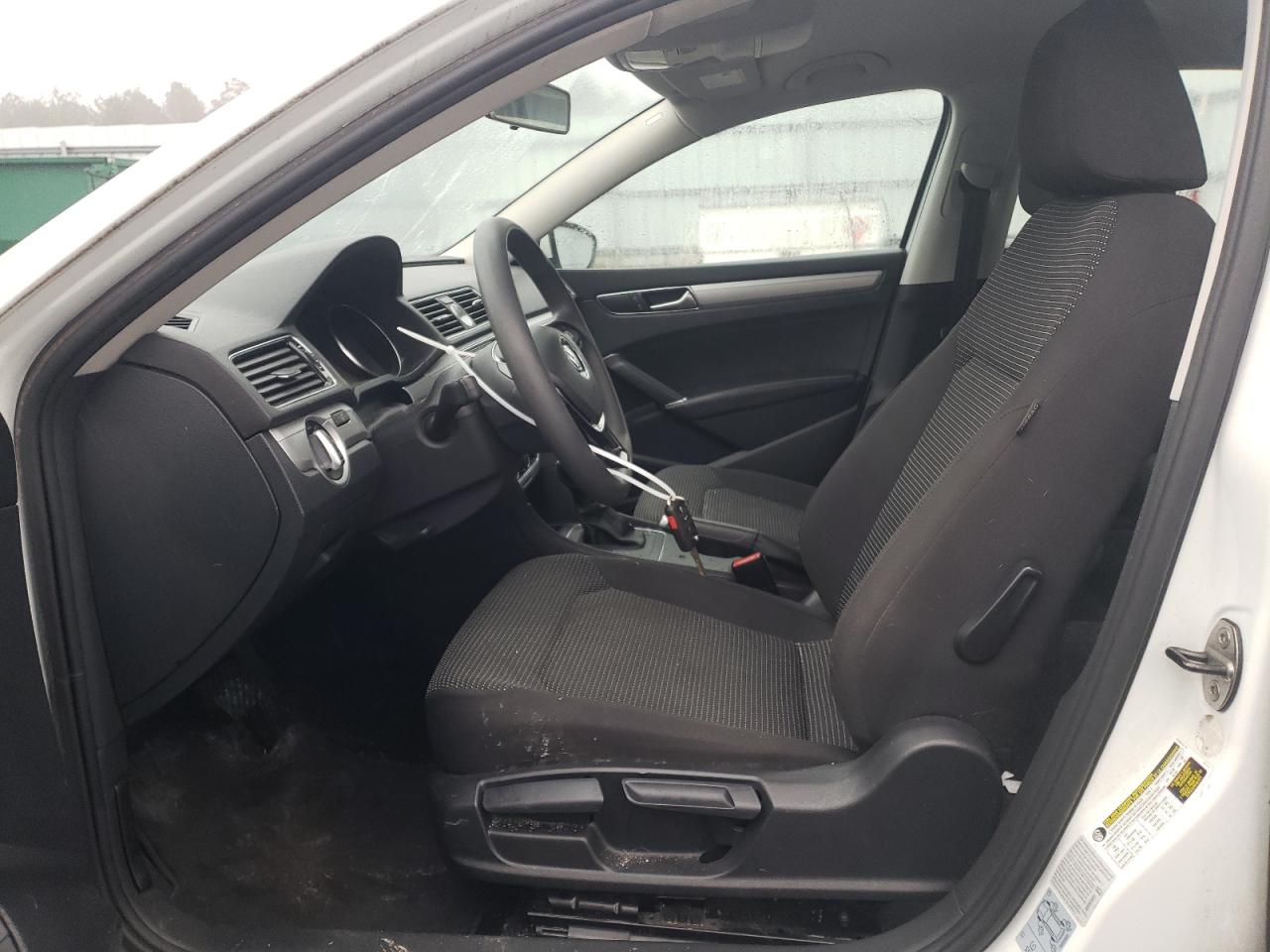 2017 Volkswagen Passat VIN 1VWAT7A3XHC074028 Copart auction photo, front end damage thumbnail 7