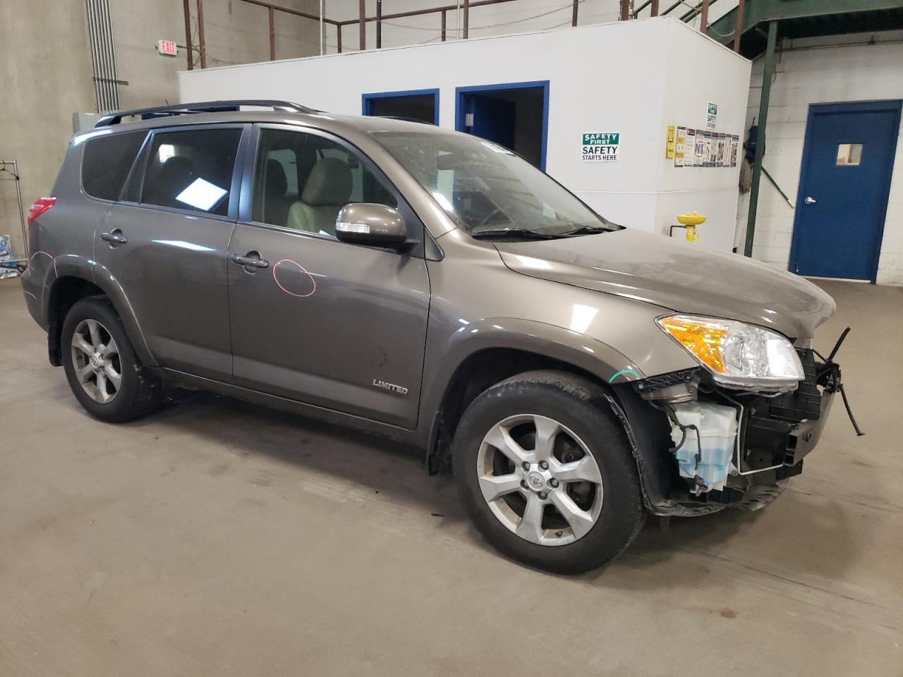 2012 Toyota RAV 4 VIN 2T3DK4DV0CW077881 Copart auction photo, front end / rear end damage thumbnail 4