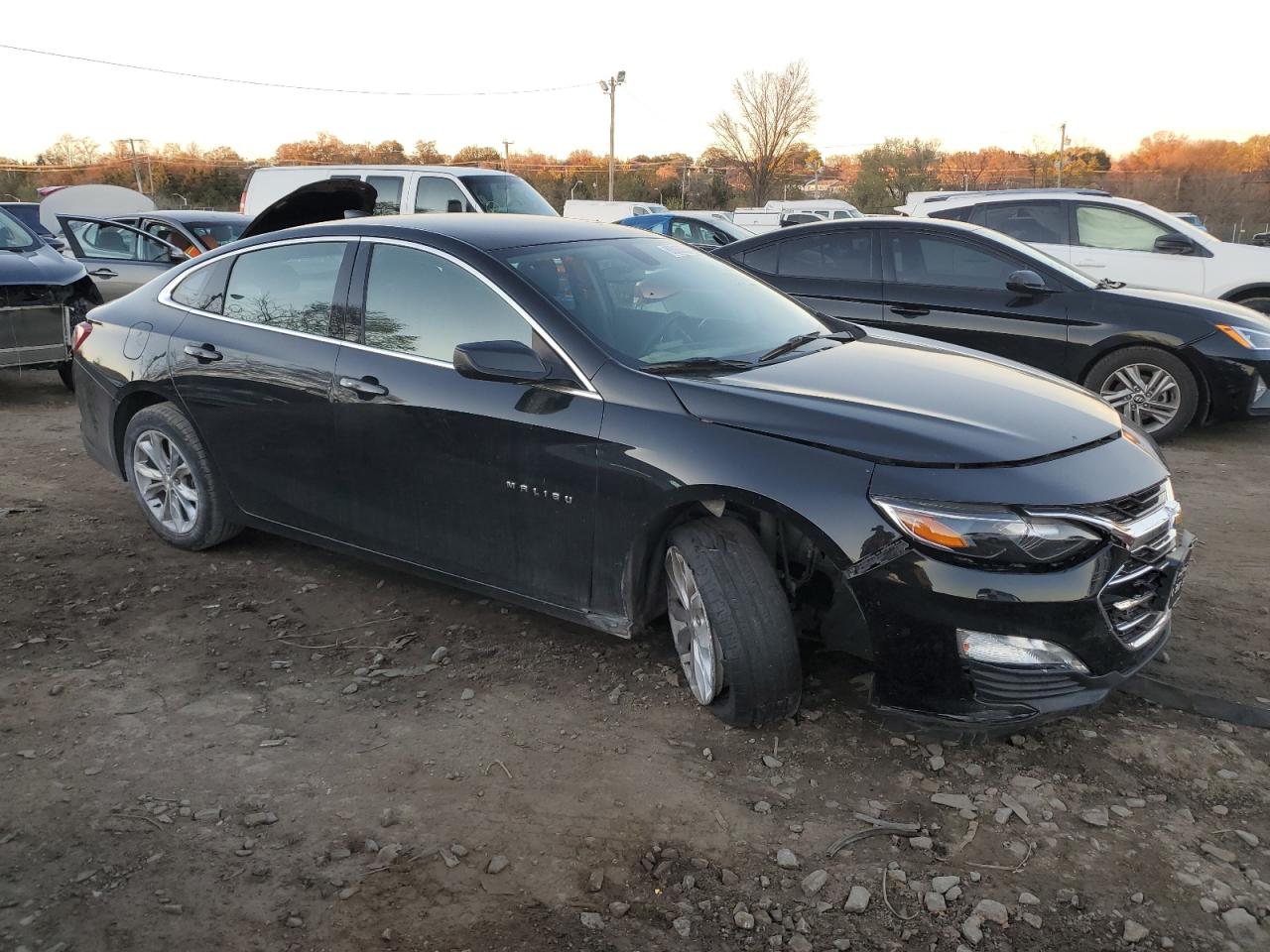 2020 Chevrolet Malibu VIN 1G1ZD5ST4LF007527 Copart auction photo, front end / undercarriage damage thumbnail 4