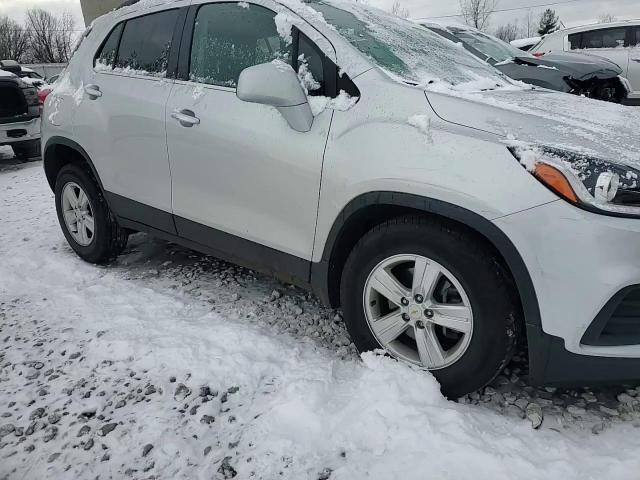 2017 Chevrolet Trax VIN KL7CJLSB4HB152743 Copart auction photo, side / front end damage thumbnail 11