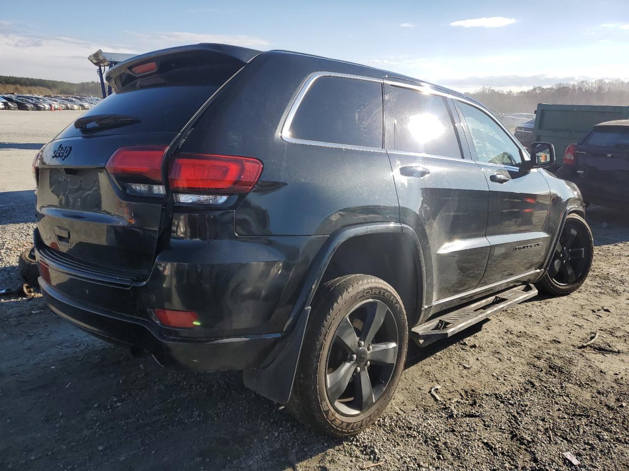 2015 Jeep Grand Cherokee VIN 1C4RJFAG2FC206236 Copart auction photo, front end / side damage thumbnail 3