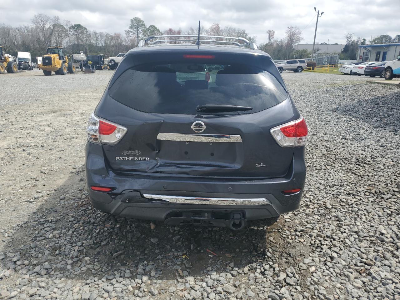 2013 Nissan Pathfinder VIN 5N1AR2MN2DC646247 Copart auction photo, rear end damage thumbnail 6