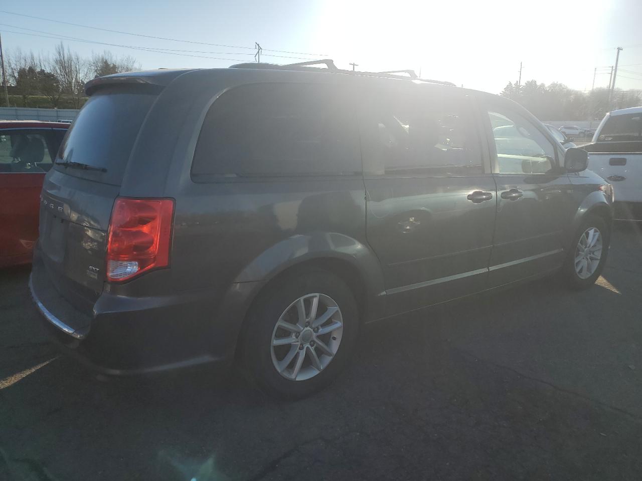 2016 Dodge Caravan VIN 2C4RDGCG8GR169325 Copart auction photo, front end damage thumbnail 3