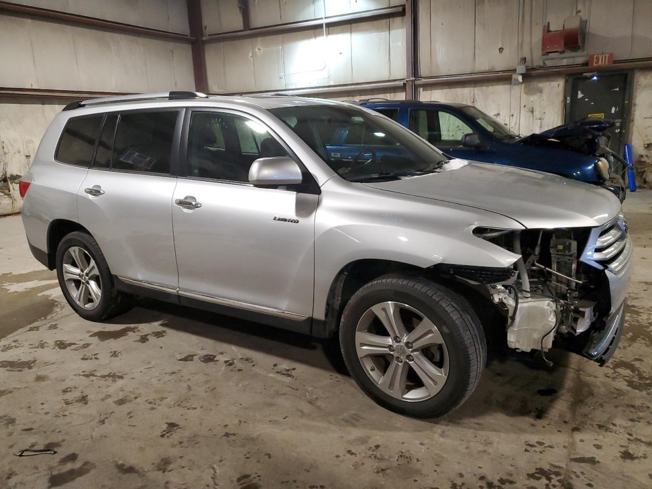 2012 Toyota Highlander VIN 5TDDK3EH5CS175101 Copart auction photo, front end / minor dent/scratches damage thumbnail 4