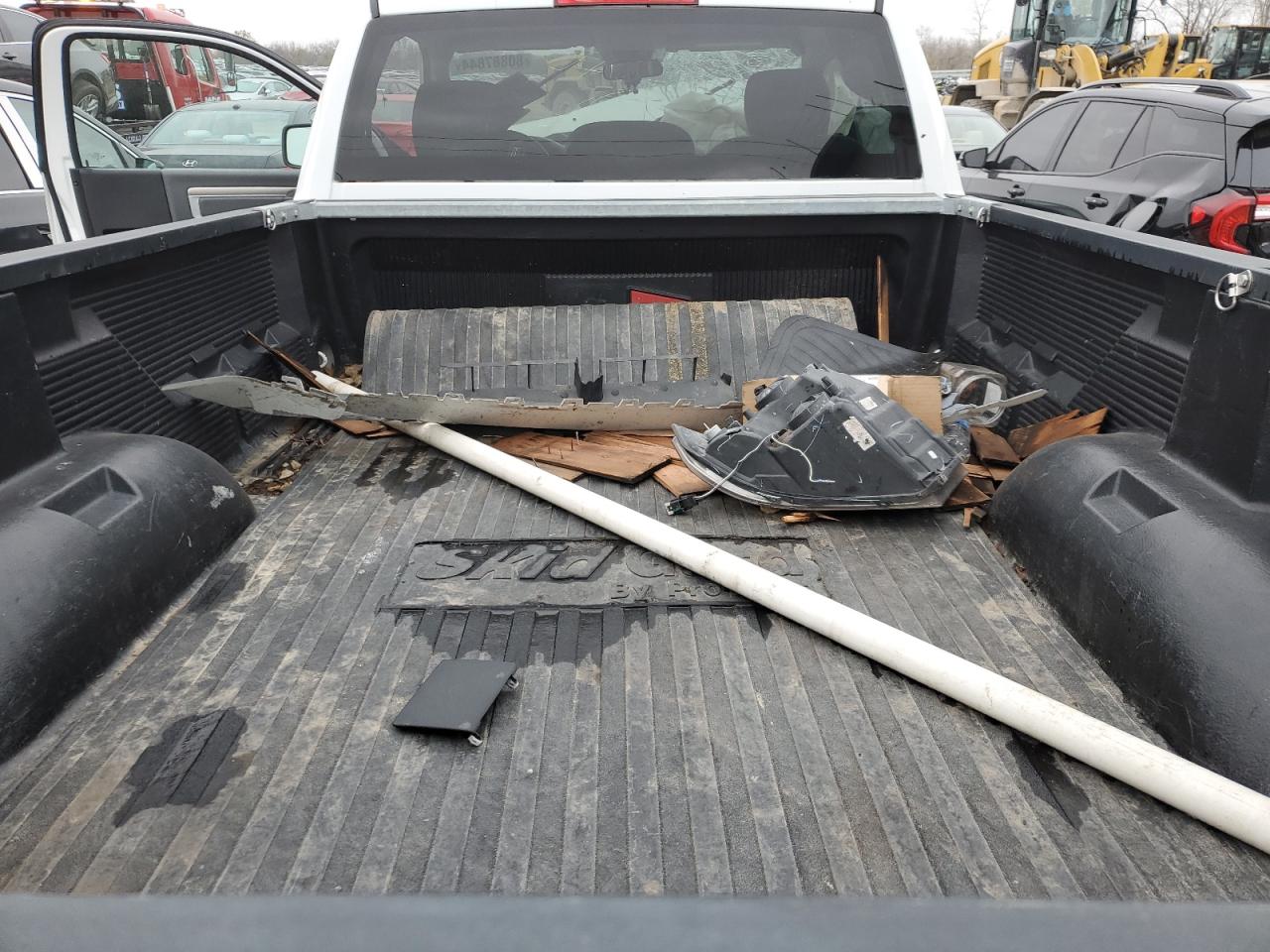2017 RAM 1500 VIN 3C6JR6DT2HG704524 Copart auction photo, front end / rear end damage thumbnail 10