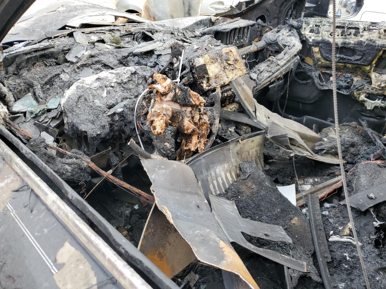 2019 Honda CR-V VIN 5J6RW2H54KL009393 Copart auction photo, burn - engine damage thumbnail 8
