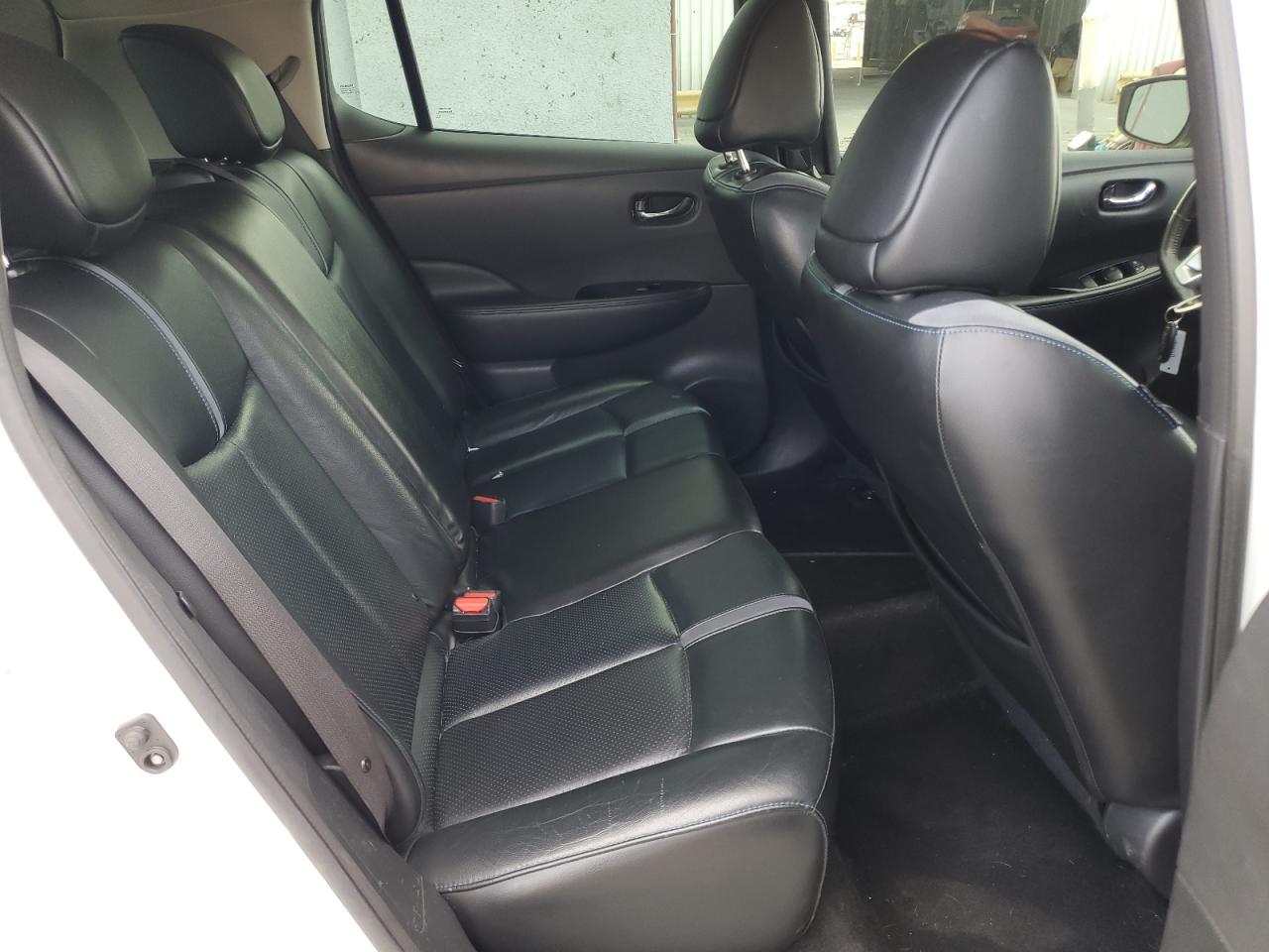 2018 Nissan Leaf VIN 1N4AZ1CPXJC305617 Copart auction photo, rear end damage thumbnail 10