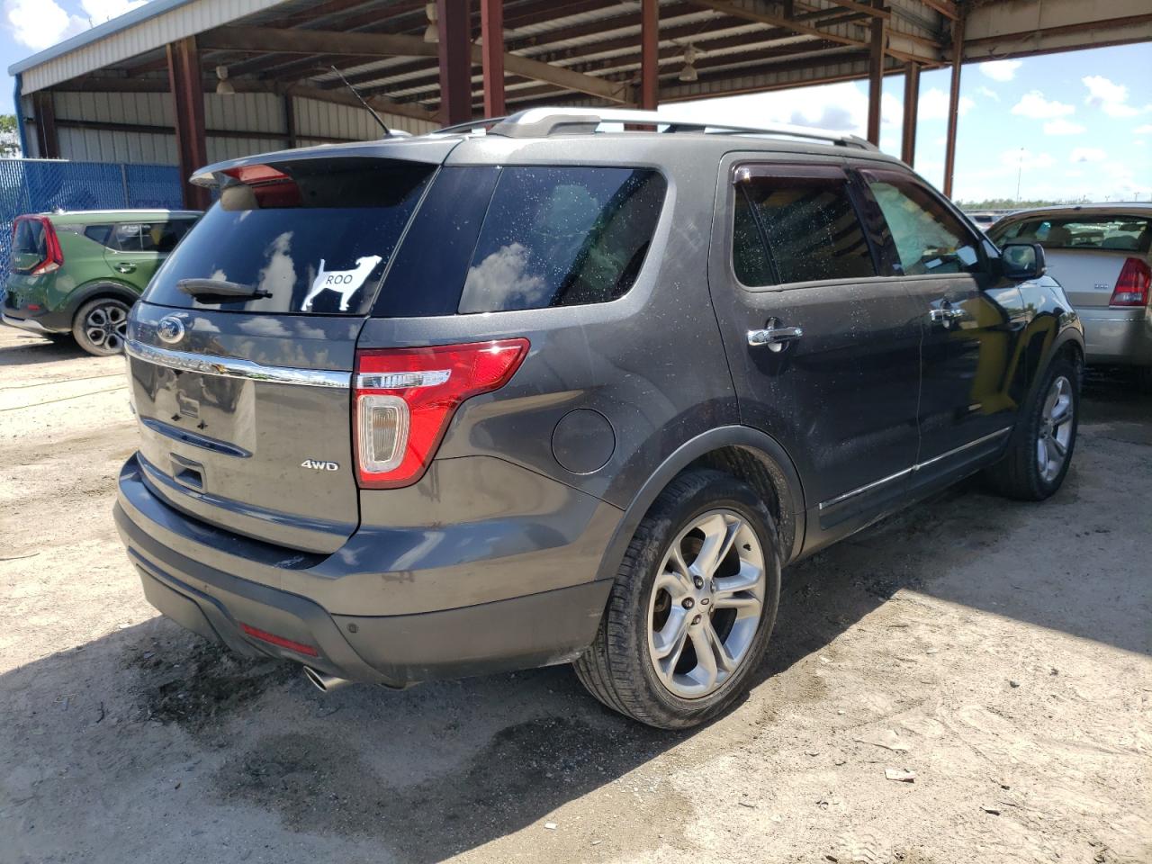 2015 Ford Explorer VIN 1FM5K8F89FGC01161 Copart auction photo, side / rear end damage thumbnail 4