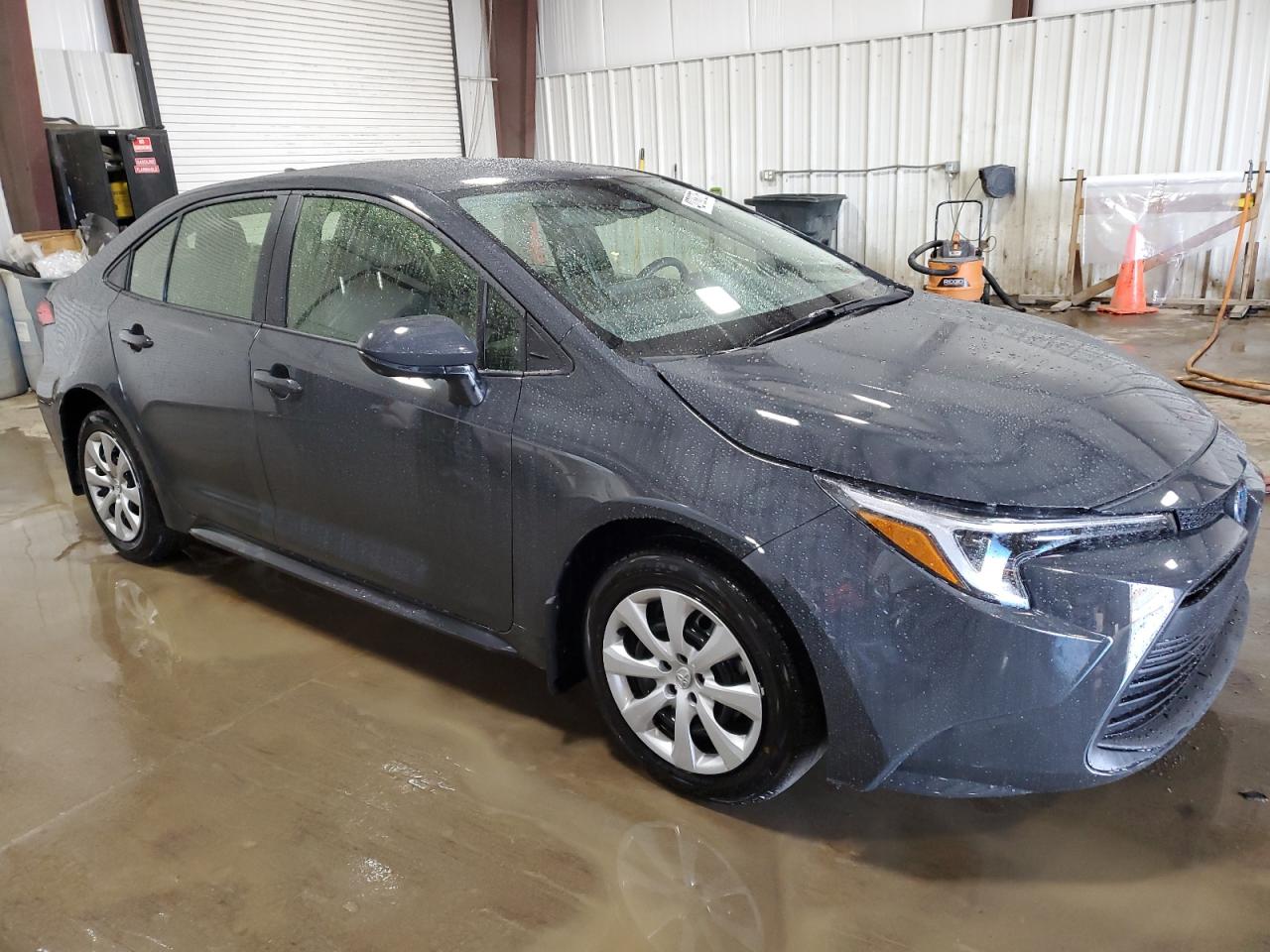 2024 Toyota Corolla VIN JTDBCMFE6R3063304 Copart auction photo, normal wear damage thumbnail 4