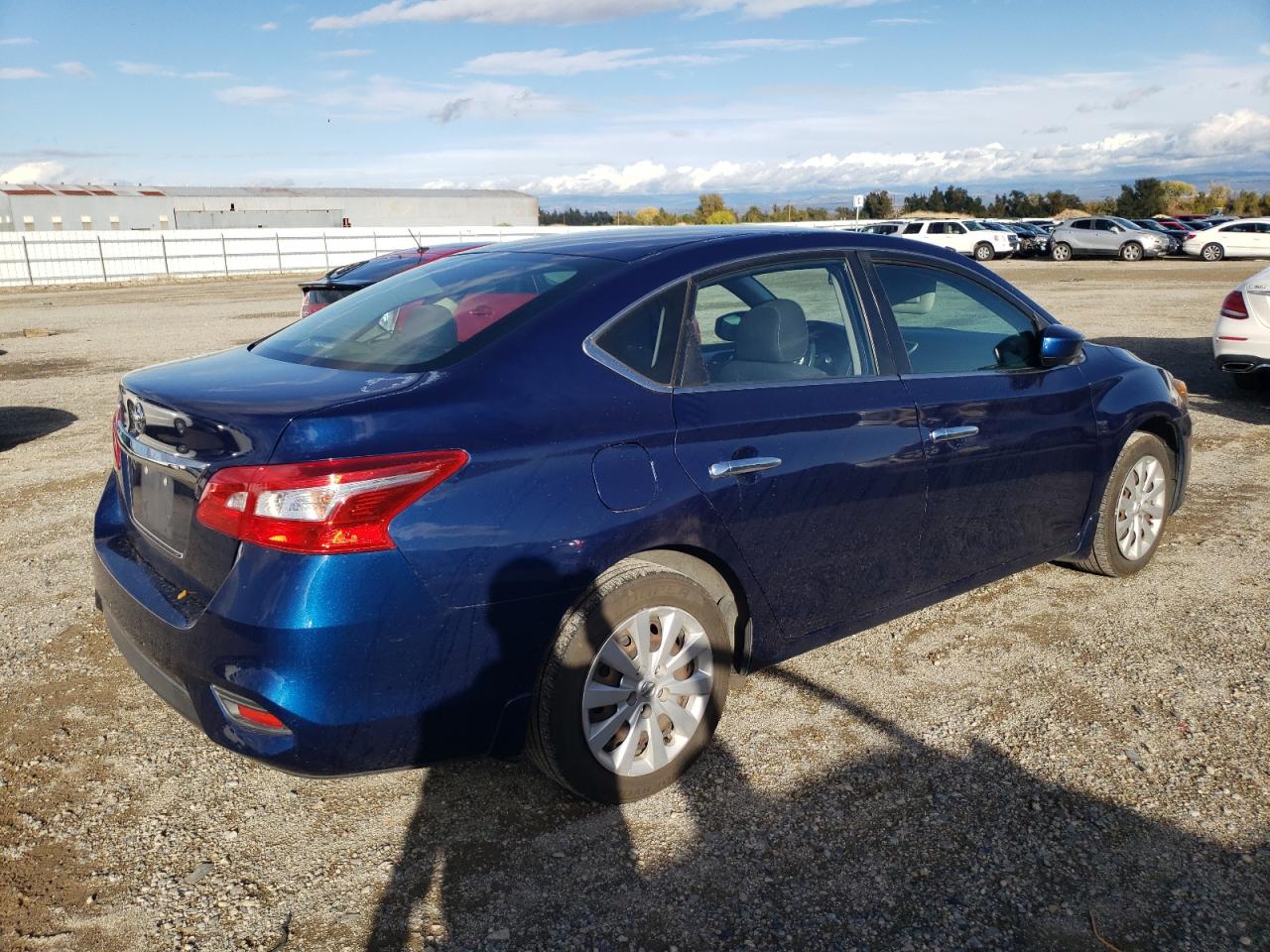 2017 Nissan Sentra VIN 3N1AB7AP5HY328439 Copart auction photo, minor dent/scratches damage thumbnail 3