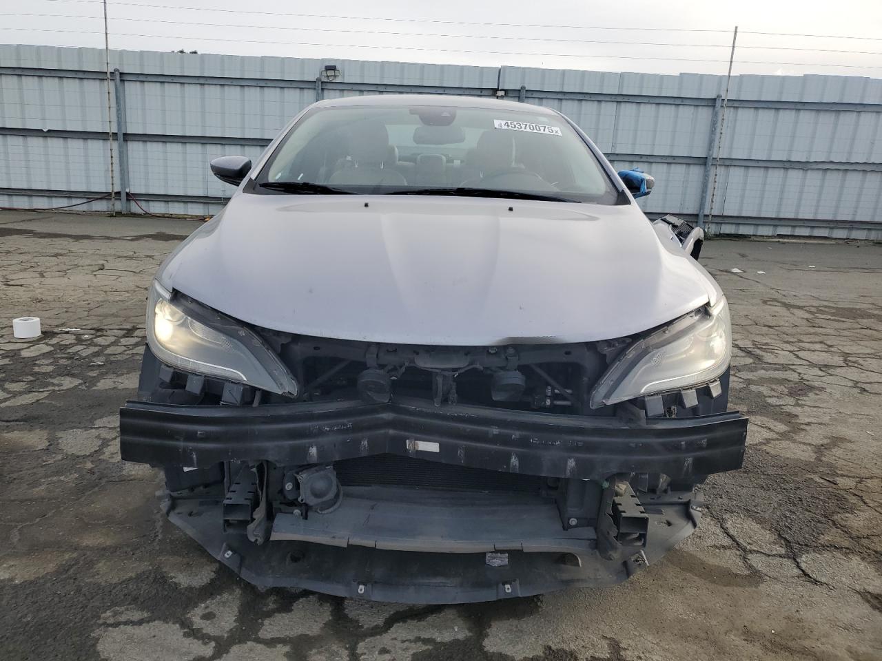 2015 Chrysler 200 VIN 1C3CCCCB7FN703369 Copart auction photo, front end damage thumbnail 5