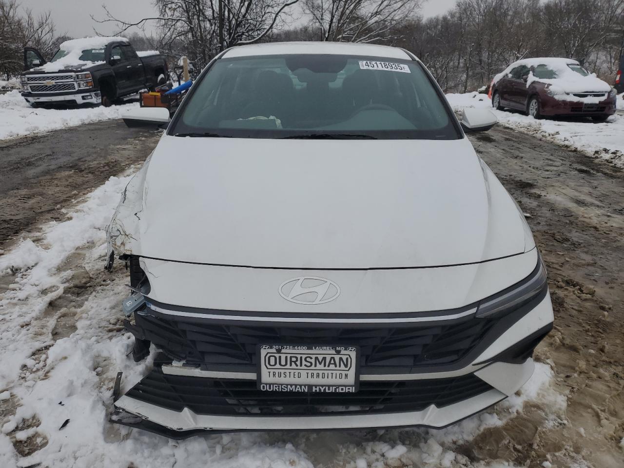 2024 Hyundai Elantra VIN KMHLL4DG8RU779863 Copart auction photo, front end damage thumbnail 5