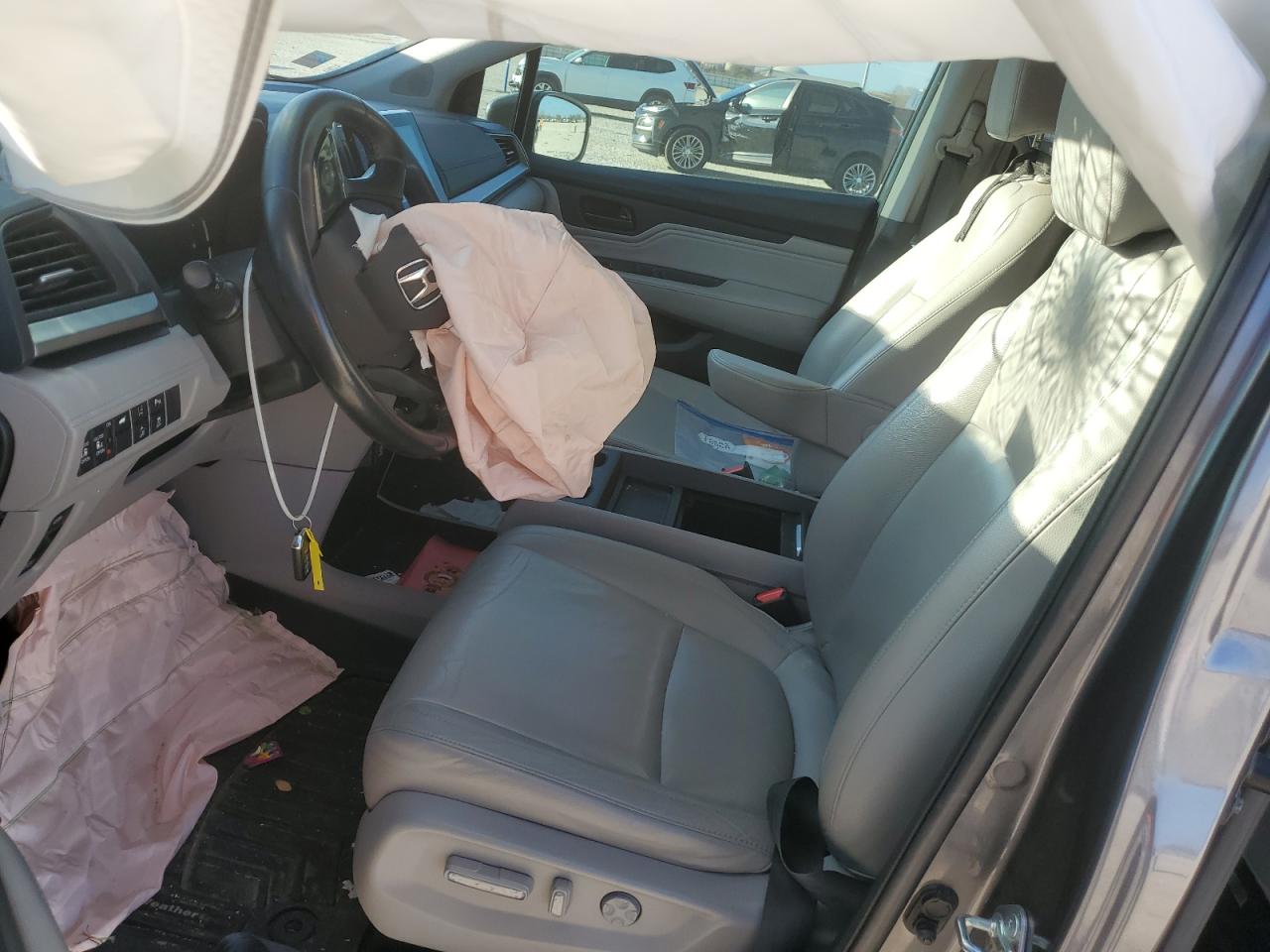 2019 Honda Odyssey VIN 5FNRL6H85KB022527 Copart auction photo, all over damage thumbnail 7