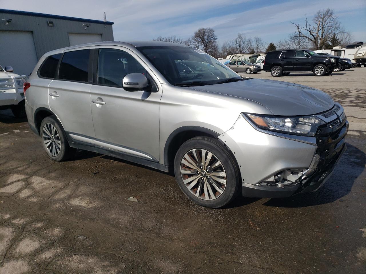 2019 Mitsubishi Outlander VIN JA4AD3A31KZ042754 Copart auction photo, front end damage thumbnail 4