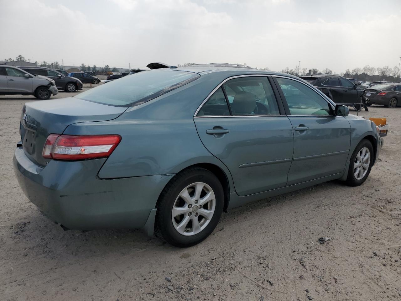 2011 Toyota Camry VIN 4T4BF3EK2BR101279 Copart auction photo, rear end / minor dent/scratches damage thumbnail 3