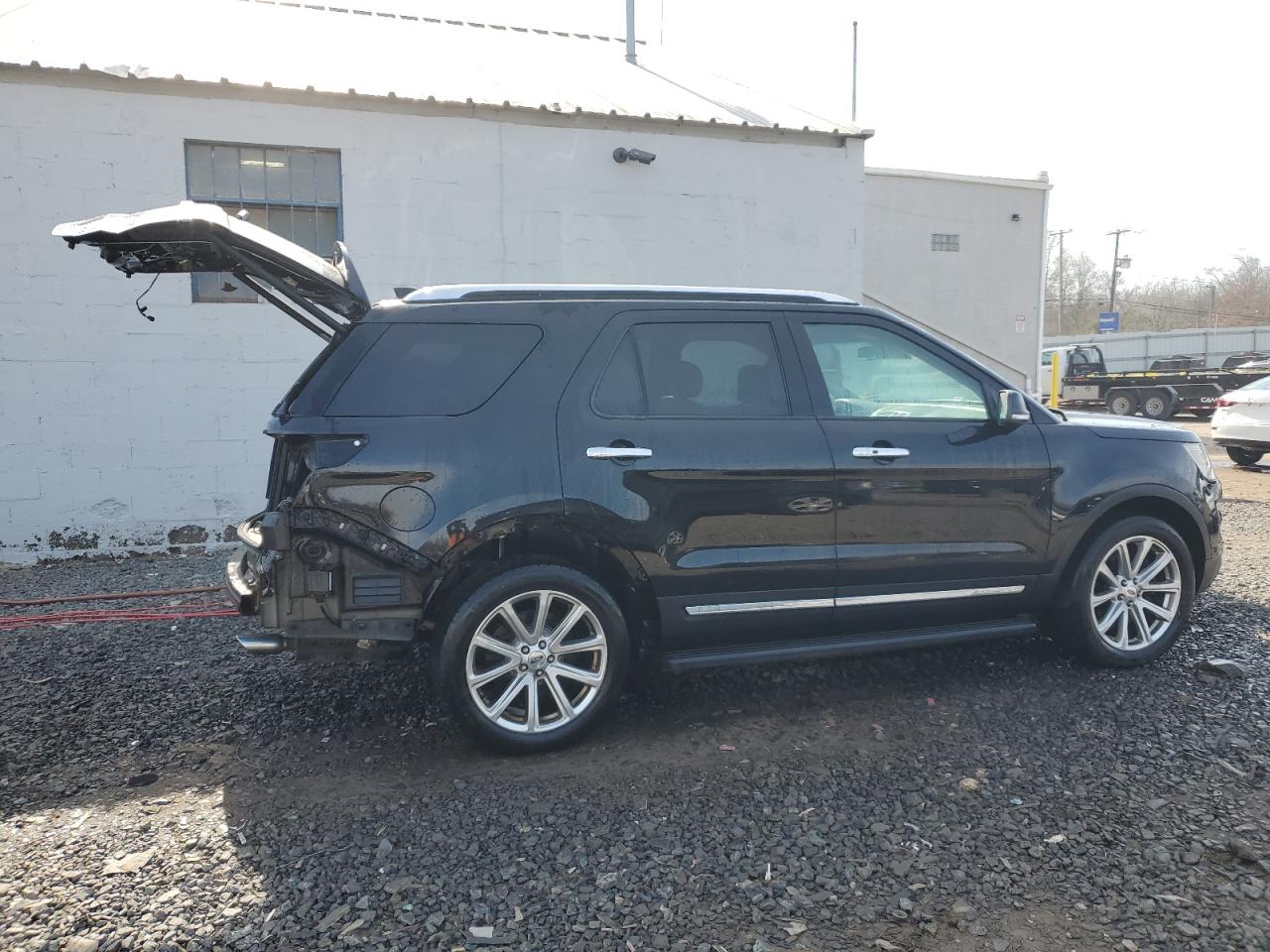 2017 Ford Explorer VIN 1FM5K8FH2HGB48953 Copart auction photo, rear end damage thumbnail 3