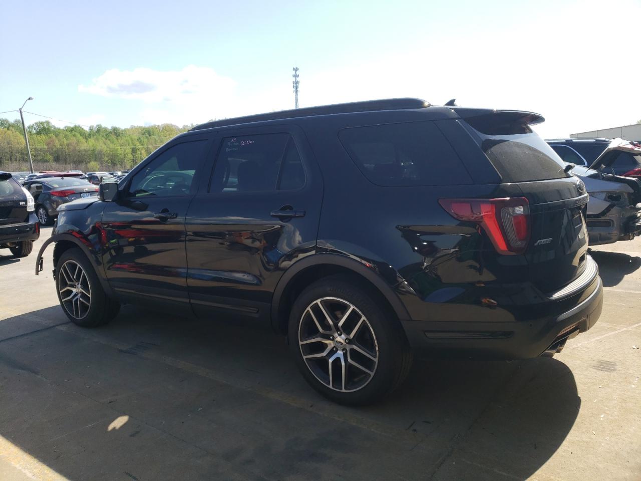 2018 Ford Explorer VIN 1FM5K8GT3JGA52838 Copart auction photo, all over / minor dent/scratches damage thumbnail 2