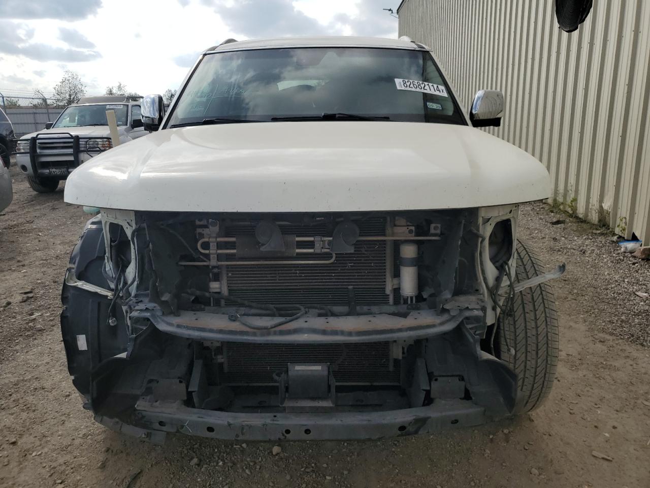 2017 Nissan Armada VIN JN8AY2NF2H9300656 Copart auction photo, water/flood / side damage thumbnail 5