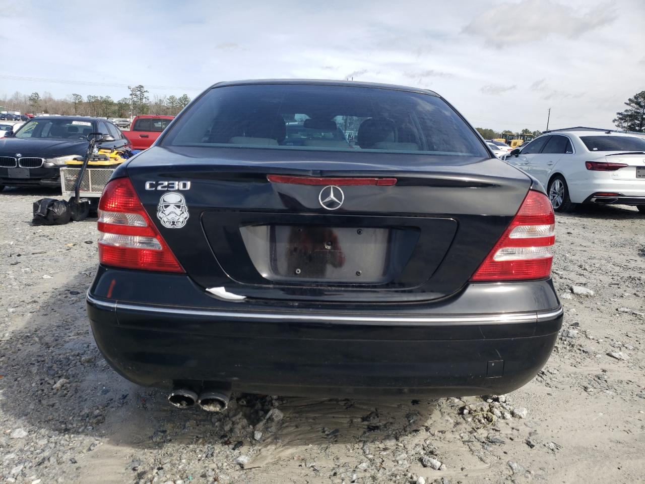 2007 Mercedes-Benz C-klasse VIN WDBRF52H07E025370 Copart auction photo, front end / side damage thumbnail 6