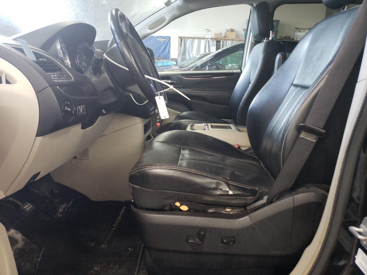 2013 Chrysler Town & Country VIN 2C4RC1BG7DR691098 Copart auction photo, front end damage thumbnail 7