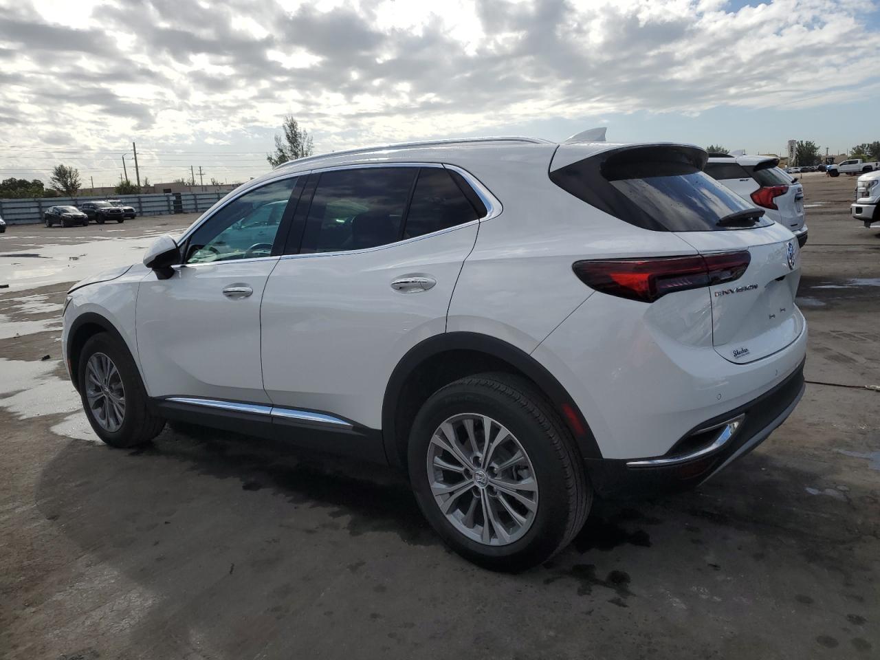 2022 Buick Envision VIN LRBAZLR46ND009866 Copart auction photo, front end damage thumbnail 2