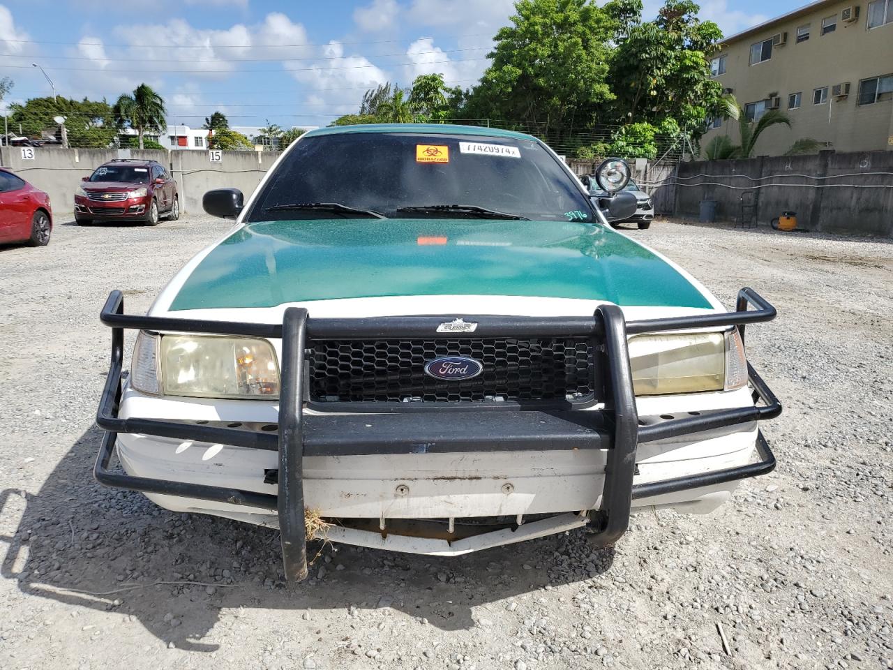 2011 Ford Crown Victoria VIN 2FABP7BV7BX113976 Copart auction photo, side / rear end damage thumbnail 5