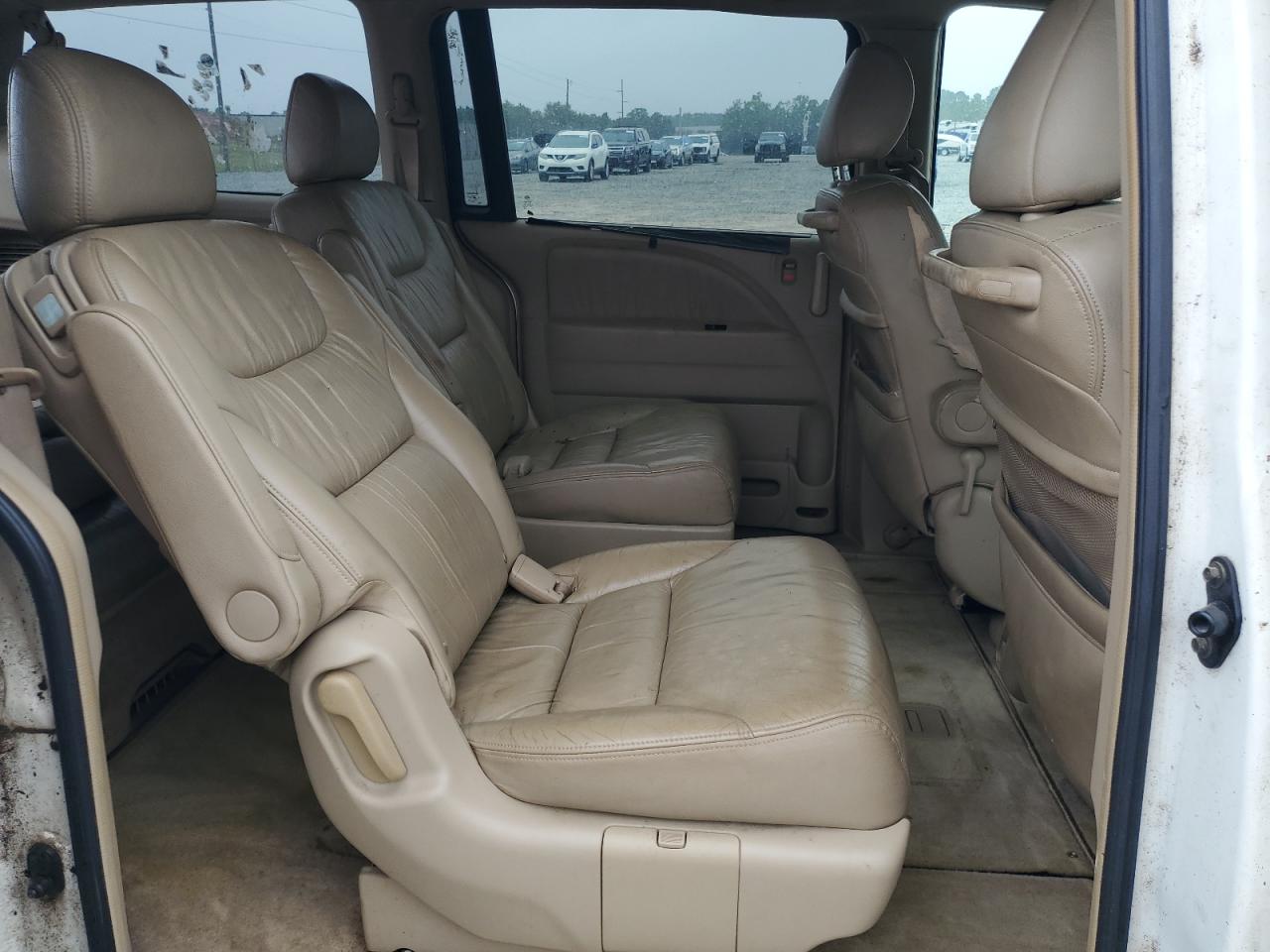 2005 Honda Odyssey VIN 5FNRL38695B408689 Copart auction photo, rear end / minor dent/scratches damage thumbnail 11