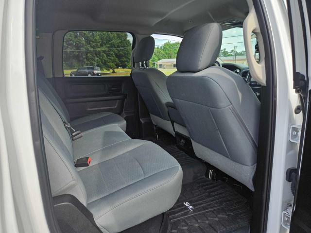 2018 RAM 2500 VIN 3C6UR5CL2JG417182 Copart auction photo, minor dent/scratches / normal wear damage thumbnail 6