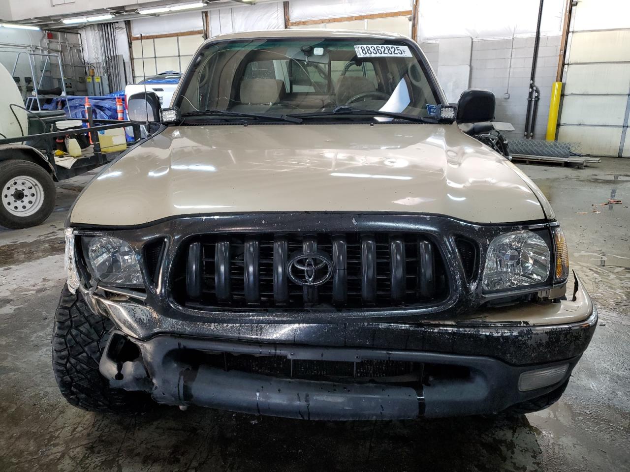 2003 Toyota Tacoma VIN 5TEGN92N33Z236840 Copart auction photo, front end damage thumbnail 5