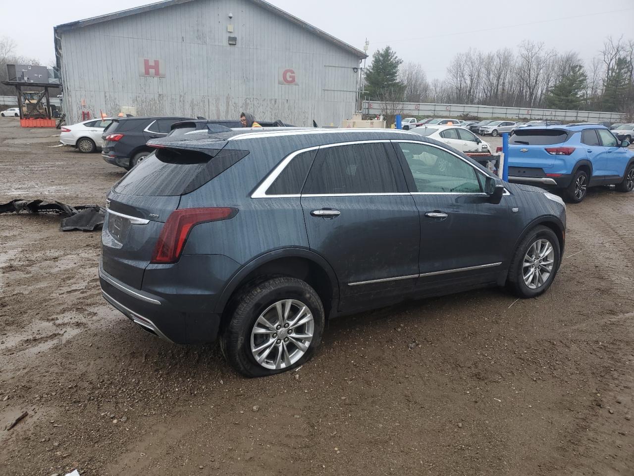 2020 Cadillac XT5 VIN 1GYKNDRS7LZ226147 Copart auction photo, front end damage thumbnail 3