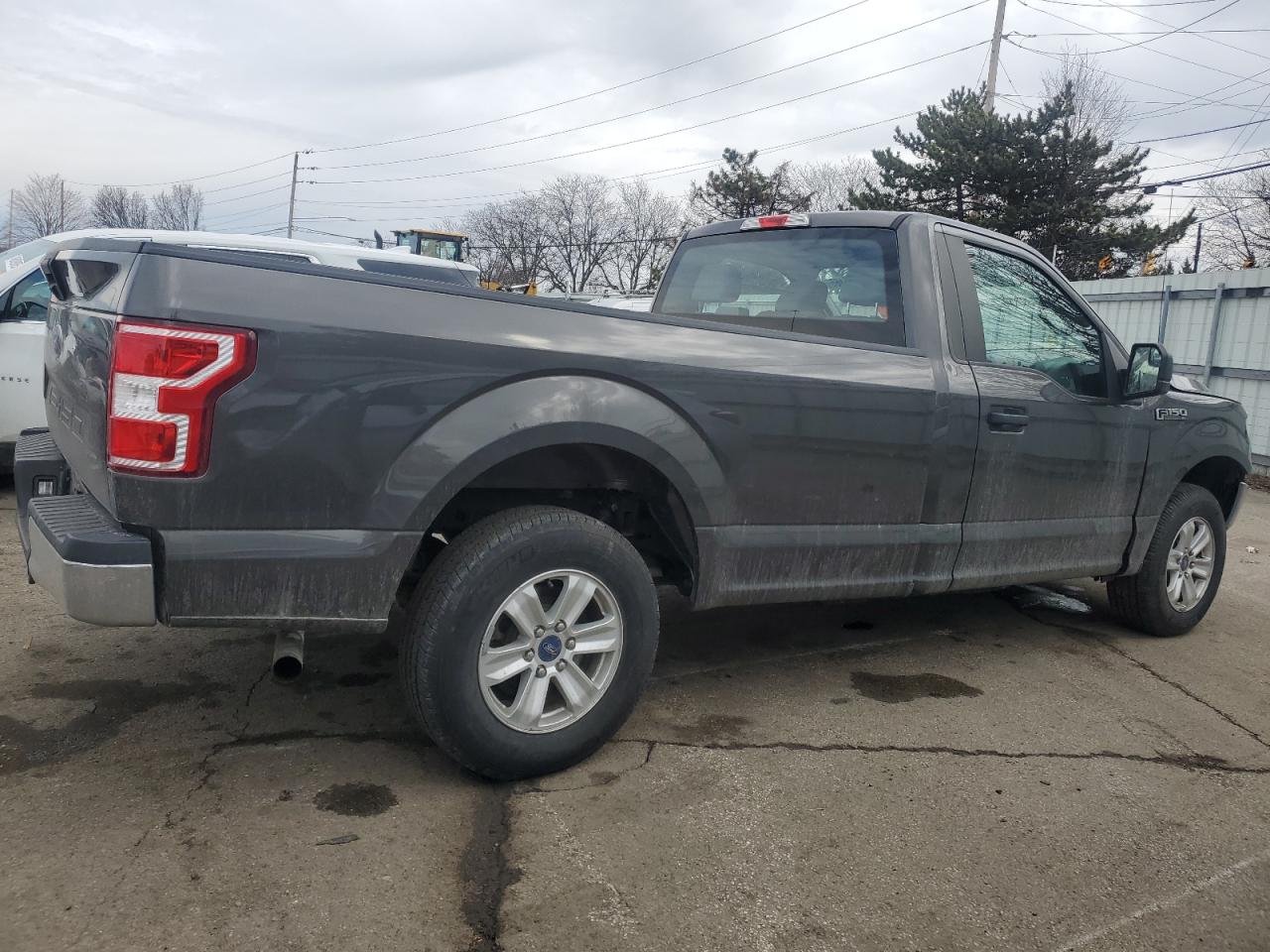 2018 Ford F-150 VIN 1FTMF1CB7JKC78760 Copart auction photo, front end damage thumbnail 3