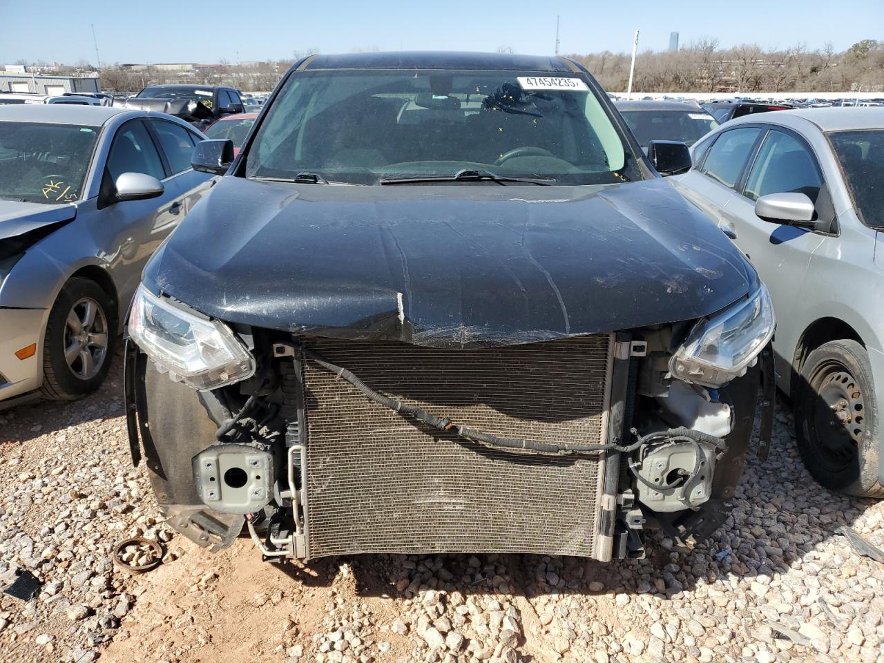 2019 Chevrolet Traverse VIN 1GNEVFKW4KJ131822 Copart auction photo, front end / minor dent/scratches damage thumbnail 5