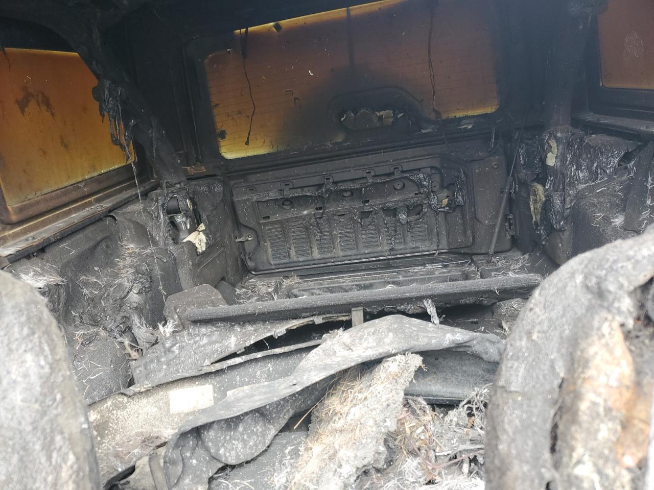 2019 Jeep Wrangler VIN 1C4HJXDG3KW641417 Copart auction photo, burn damage thumbnail 10