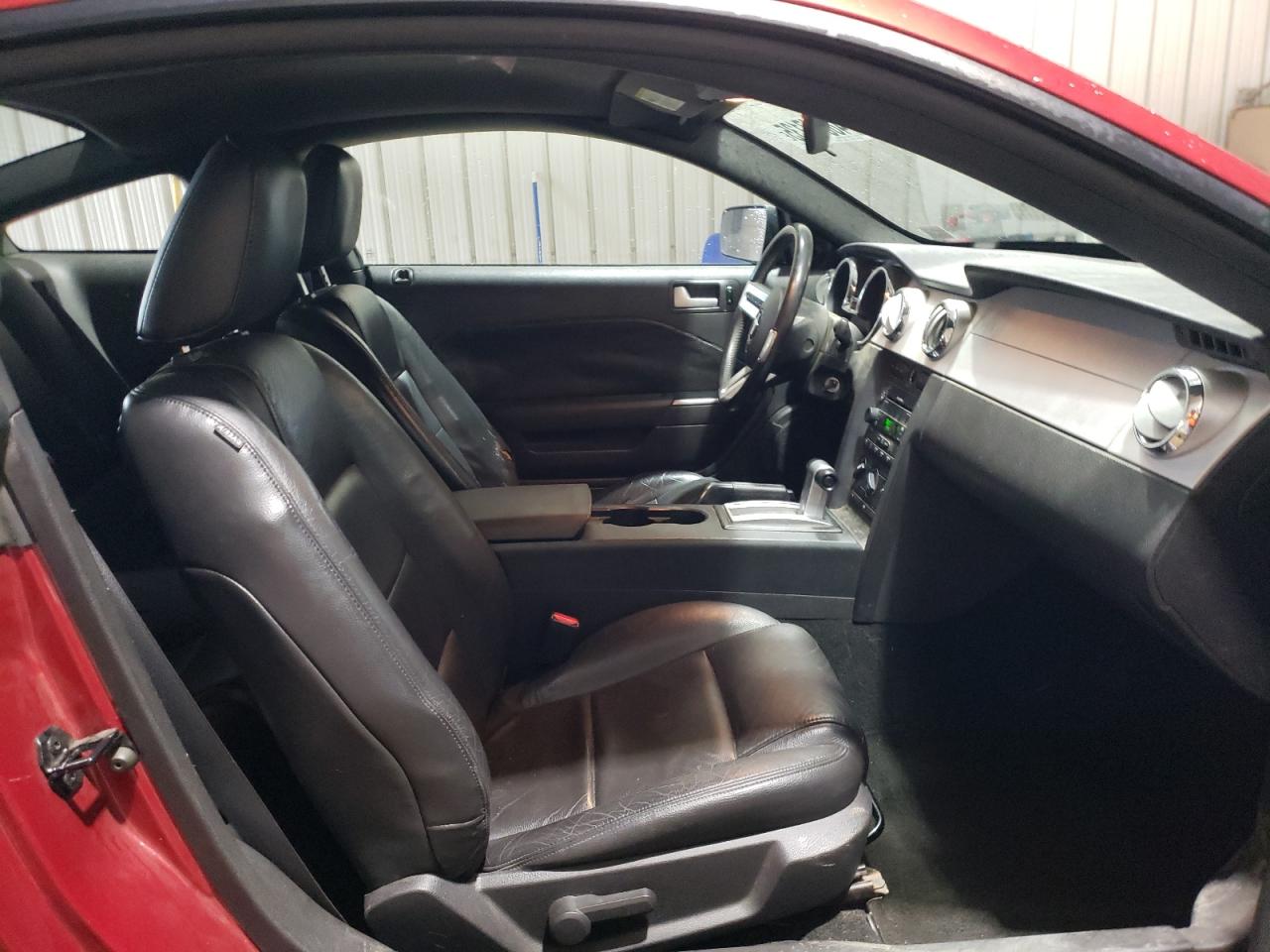 2007 Ford Mustang VIN 1ZVHT80NX75350475 Copart auction photo, minor dent/scratches damage thumbnail 10