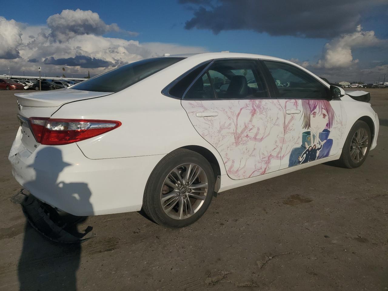 2016 Toyota Camry VIN 4T1BF1FKXGU222033 Copart auction photo, front end / rear end damage thumbnail 3