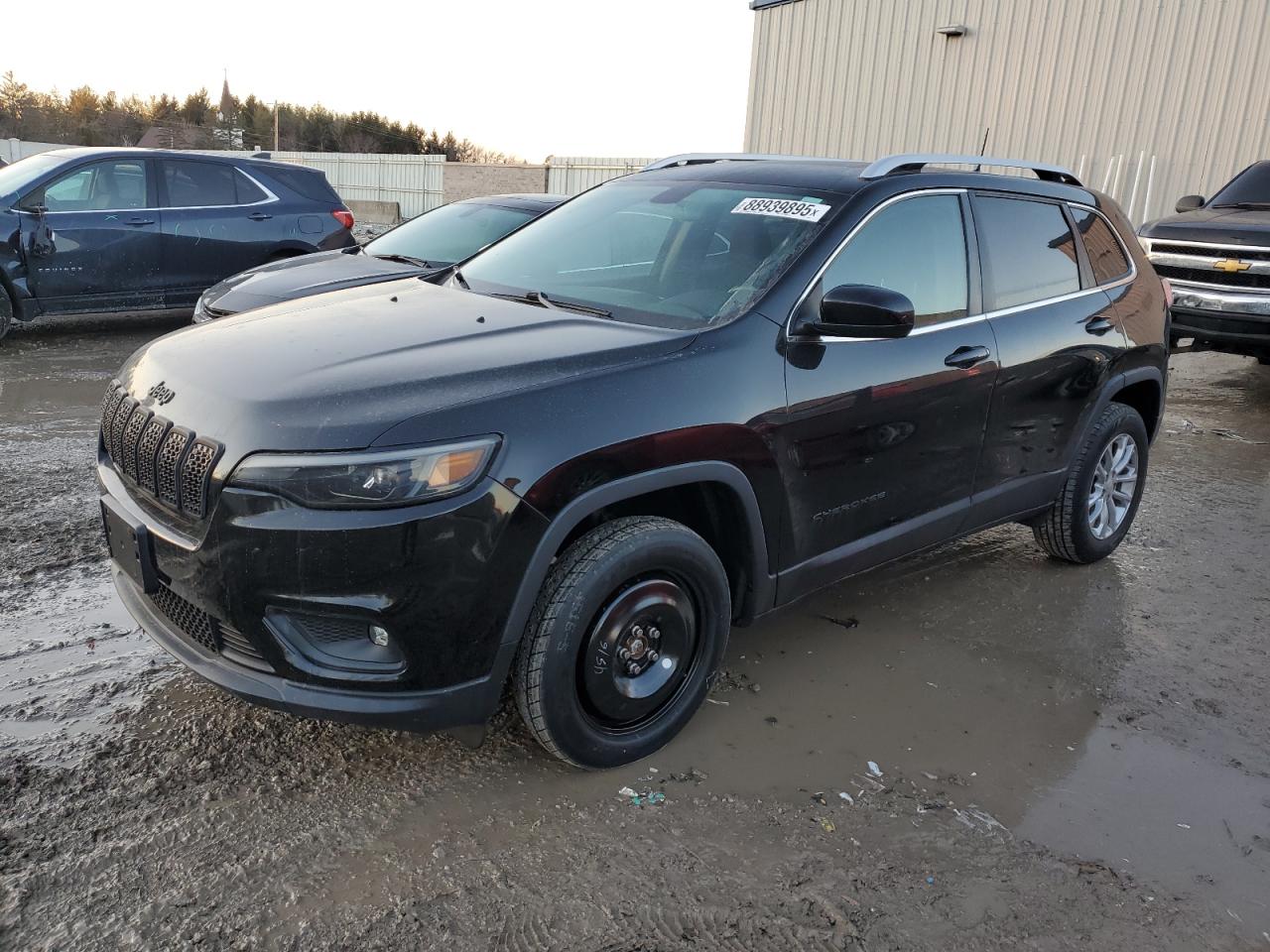 2019 Jeep Grand Cherokee VIN 1C4PJMCBXKD183709