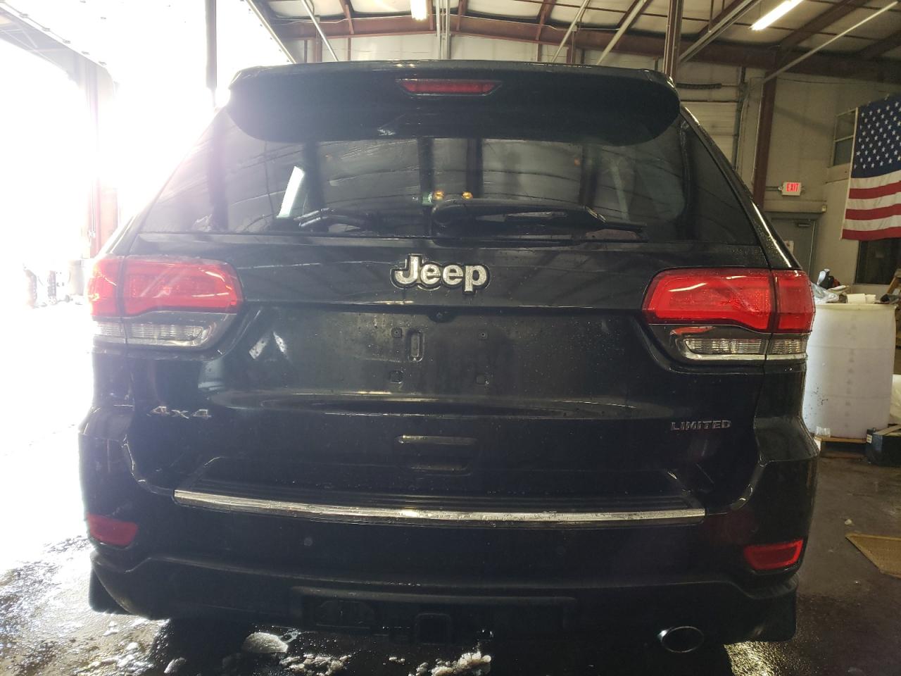 2015 Jeep Grand Cherokee VIN 1C4RJFBG0FC725655 Copart auction photo, front end / minor dent/scratches damage thumbnail 6