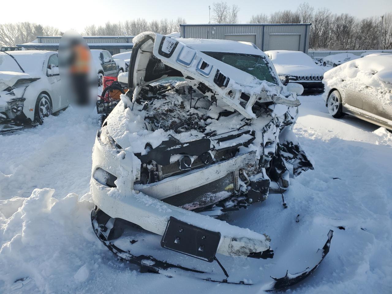 2018 Jeep Grand Cherokee VIN 1C4PJLCBXJD605809 Copart auction photo, front end / side damage thumbnail 5