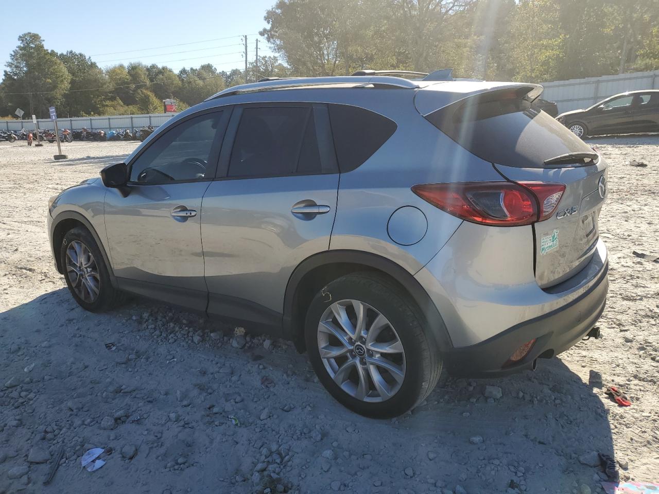 2015 Mazda CX-5 VIN JM3KE2DY2F0475641 Copart auction photo, rear end damage thumbnail 2