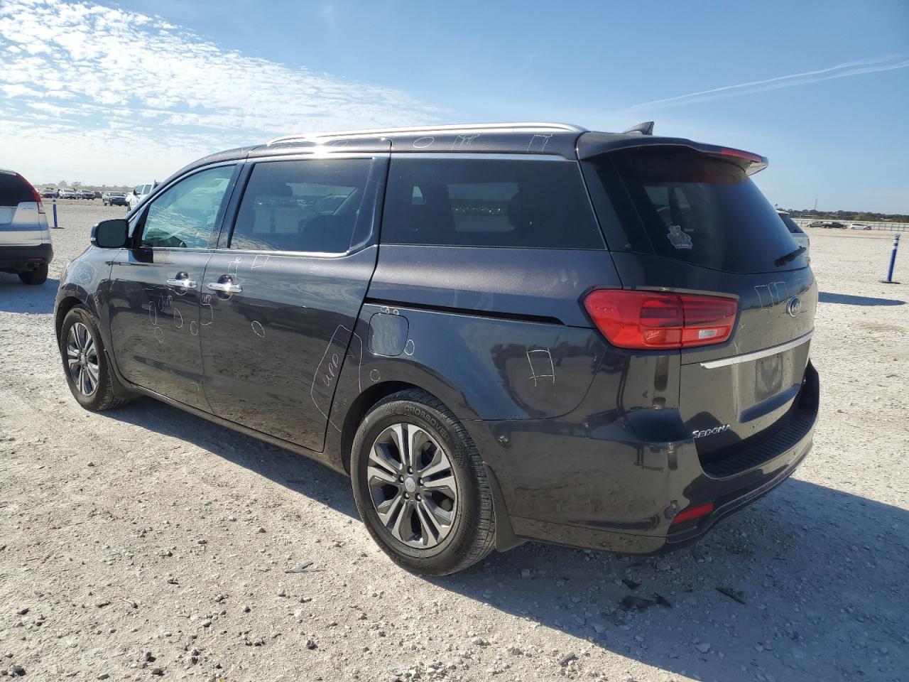 2020 KIA Sedona VIN KNDMC5C16L6644730 Copart auction photo, hail / front end damage thumbnail 2