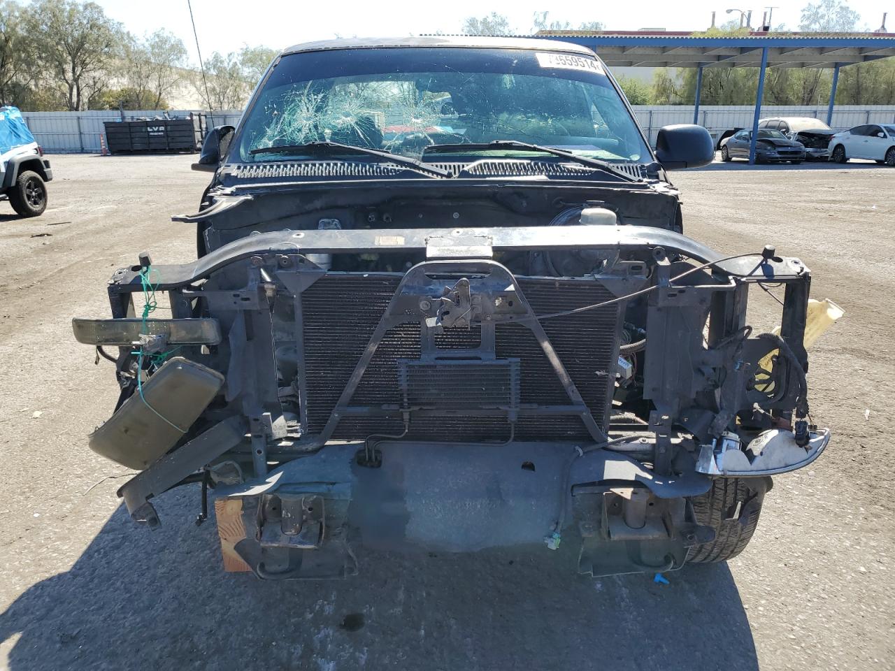 2005 GMC Sierra VIN 2GTEC13T551130554 Copart auction photo, vandalism damage thumbnail 5