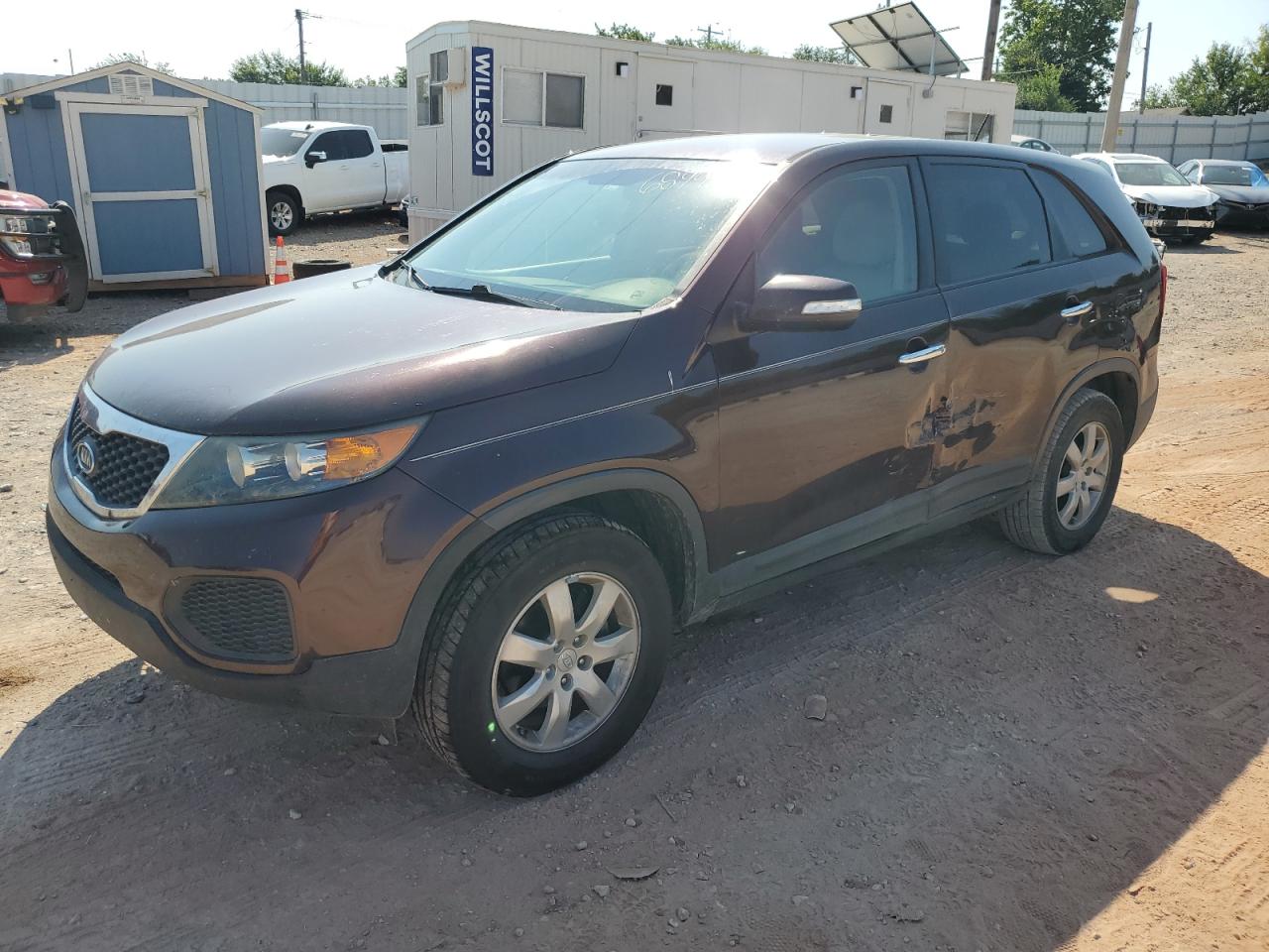 2011 KIA Sorento VIN 5XYKT3A10BG083869