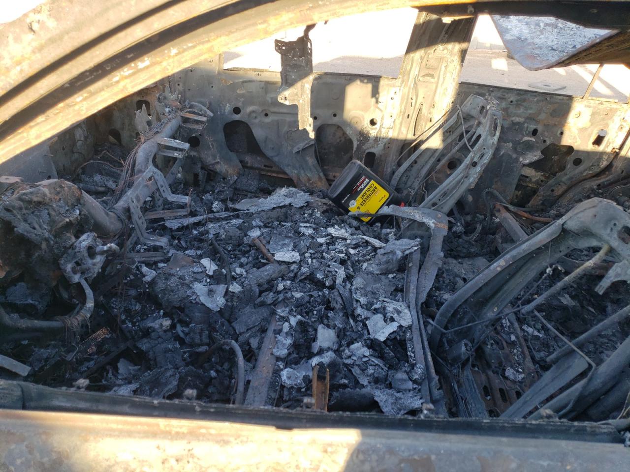 2016 Chevrolet Tahoe VIN 1GNSKCKC8GR194074 Copart auction photo, burn damage thumbnail 7