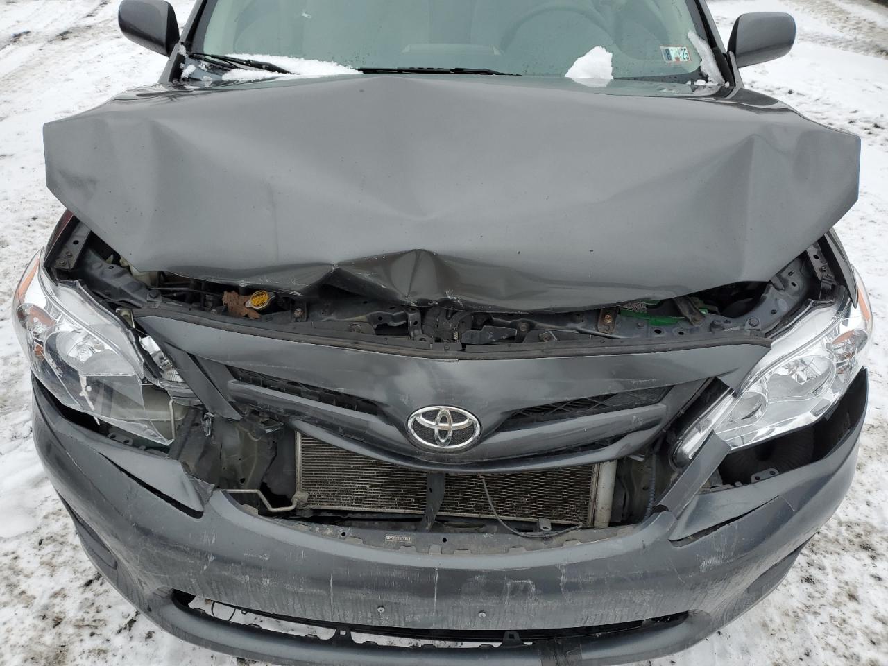 2011 Toyota Corolla VIN 2T1BU4EE5BC730018 Copart auction photo, front end / minor dent/scratches damage thumbnail 11
