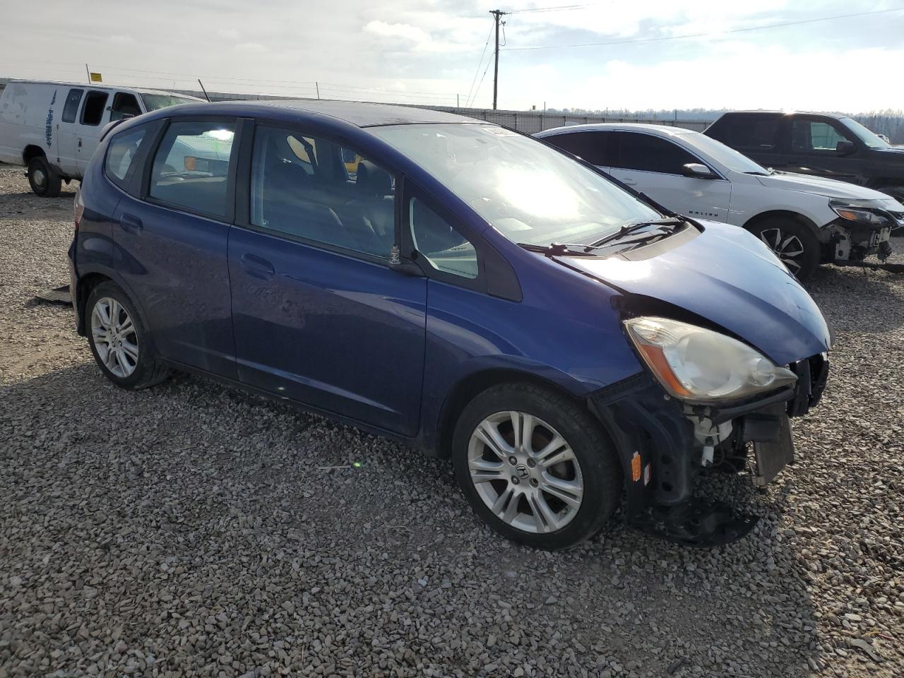 2011 Honda Fit VIN JHMGE8G56BC009110 Copart auction photo, front end damage thumbnail 4