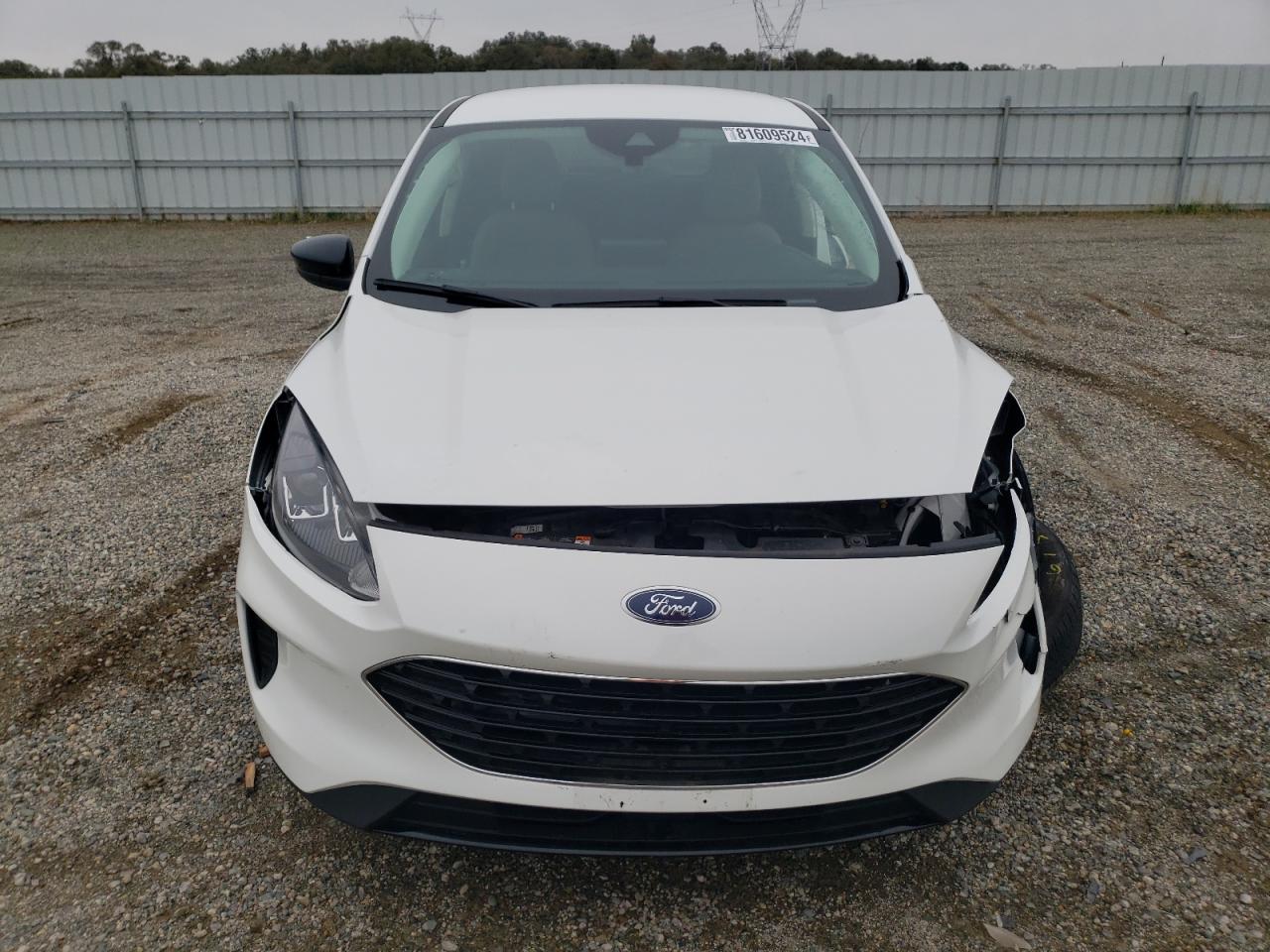 2022 Ford Escape VIN 1FMCU9G60NUB22076 Copart auction photo, side / front end damage thumbnail 5