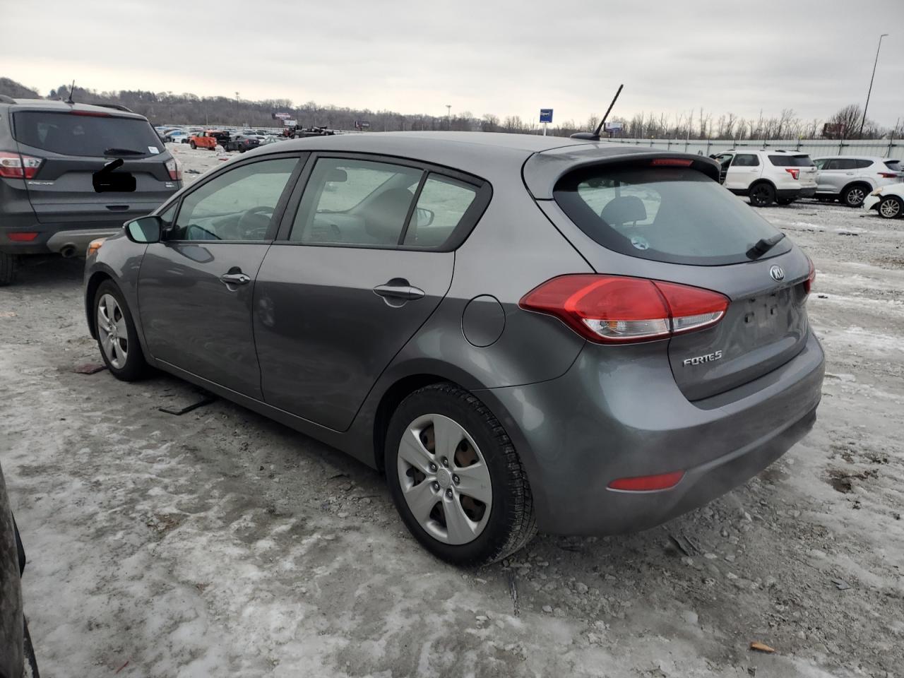2016 KIA Forte VIN KNAFK5A83G5588475 Copart auction photo, undercarriage / minor dent/scratches damage thumbnail 2